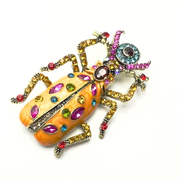 🧡 Tangerine Jumper: Bug Out Enamel Brooches — Excellent, Like-New Condition - Picture 1 of 3
